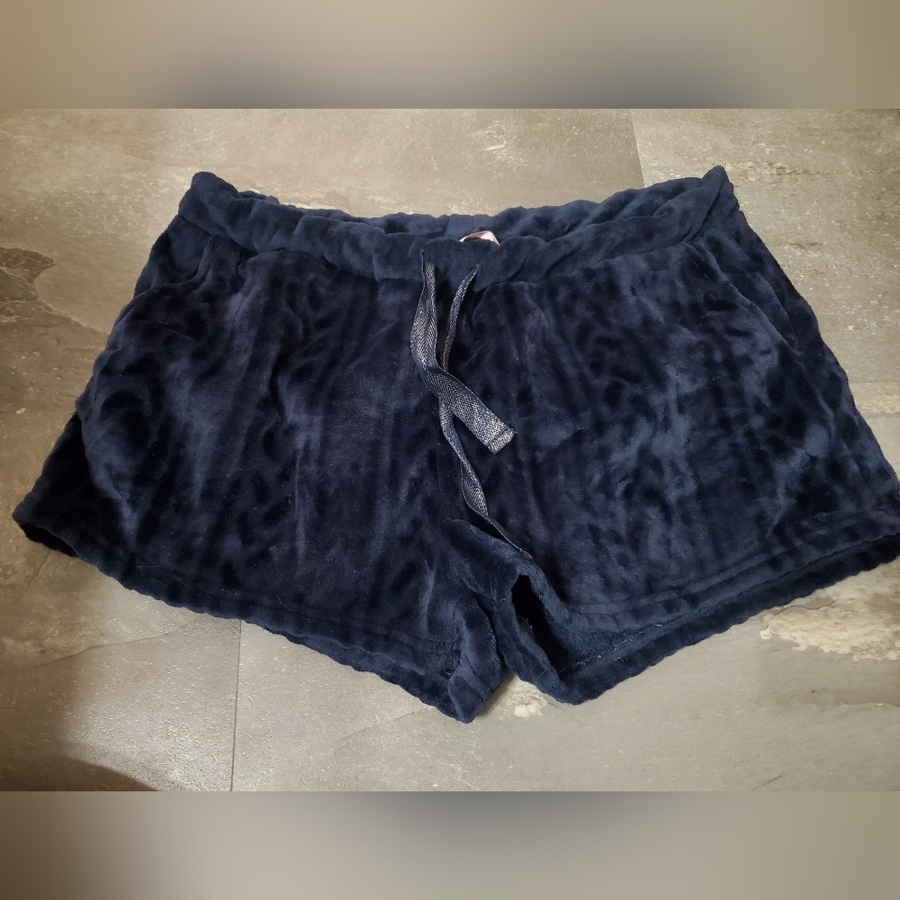 La Vie En Rose Navy Blue Fuzzy Soft Mini Shorts. 2" Inseam. Size L.